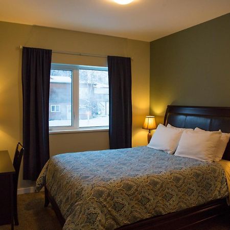Downtown Whitehorse Deluxe 2 Bedroom Condo Экстерьер фото