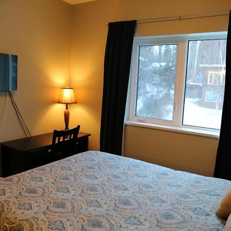Downtown Whitehorse Deluxe 2 Bedroom Condo Экстерьер фото