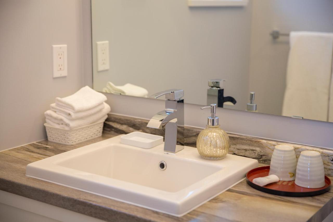 Downtown Whitehorse Deluxe 2 Bedroom Condo Экстерьер фото
