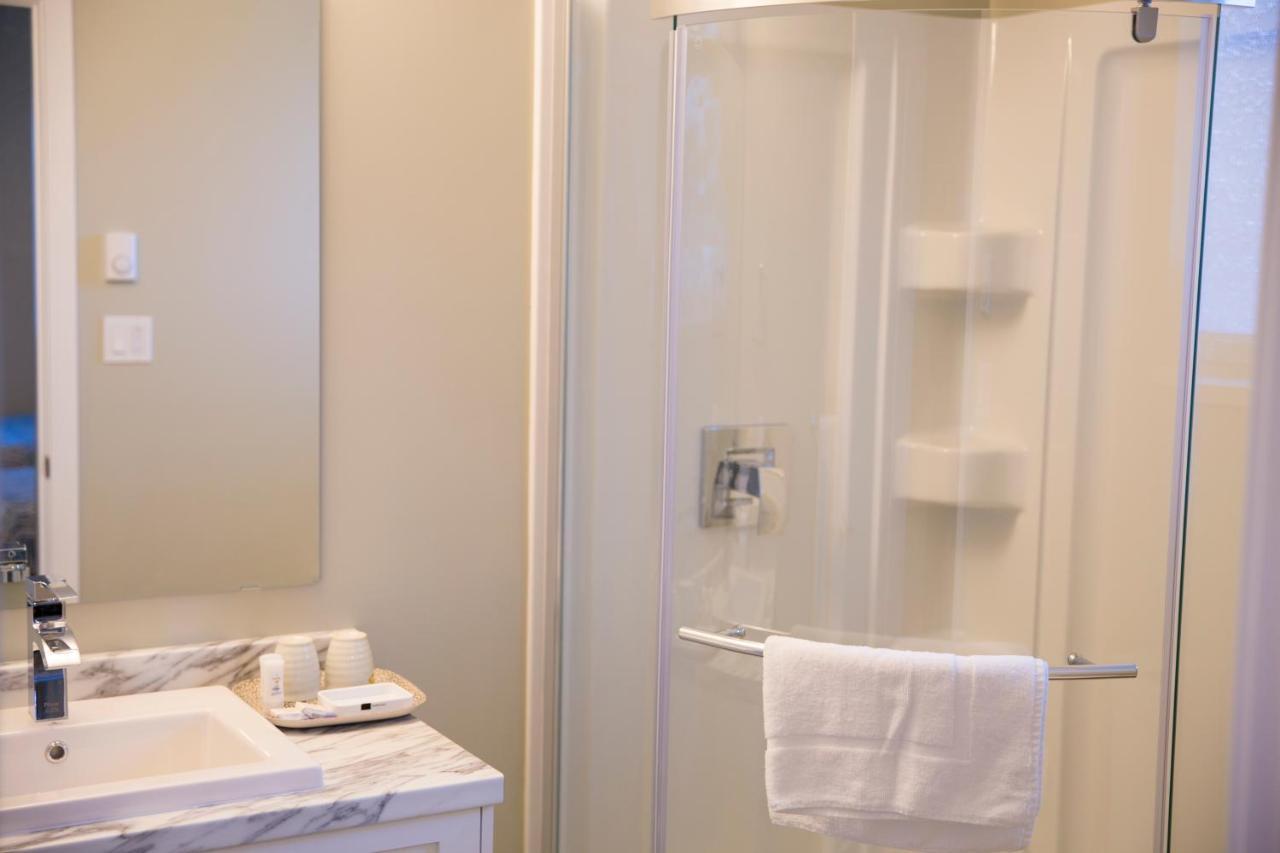 Downtown Whitehorse Deluxe 2 Bedroom Condo Экстерьер фото