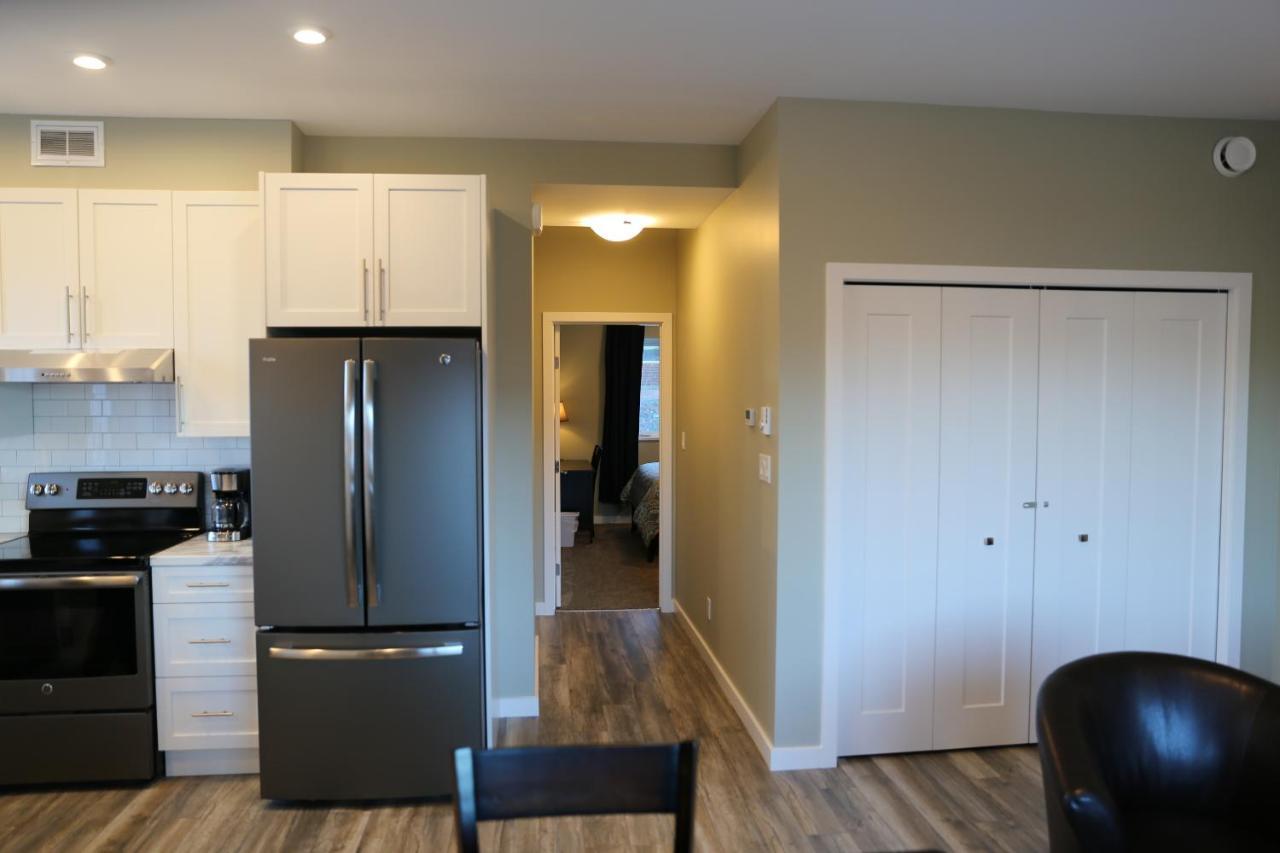Downtown Whitehorse Deluxe 2 Bedroom Condo Экстерьер фото